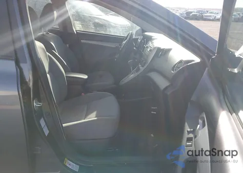 2010 Toyota Matrix S z USA, uszkodzony, nr VIN 2T1LE4EE2AC018887